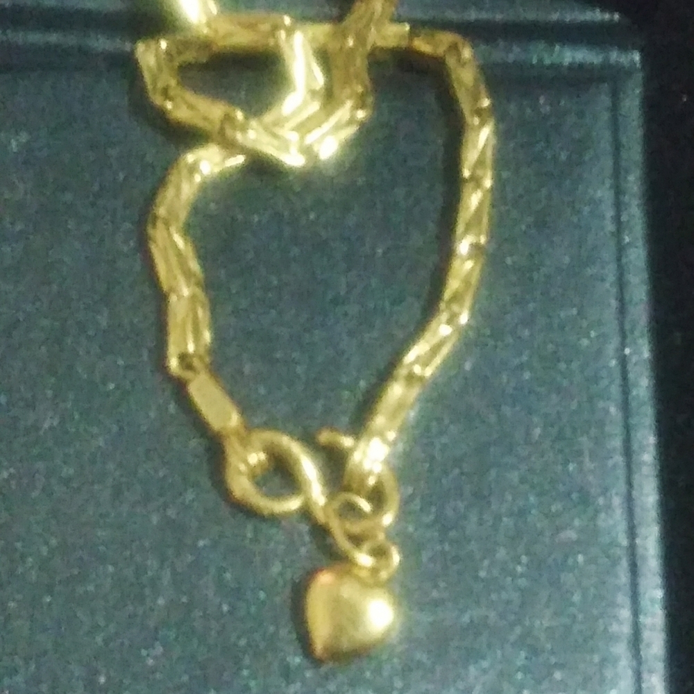 23 kt. Yellow Gold Fancy Link Bracelet